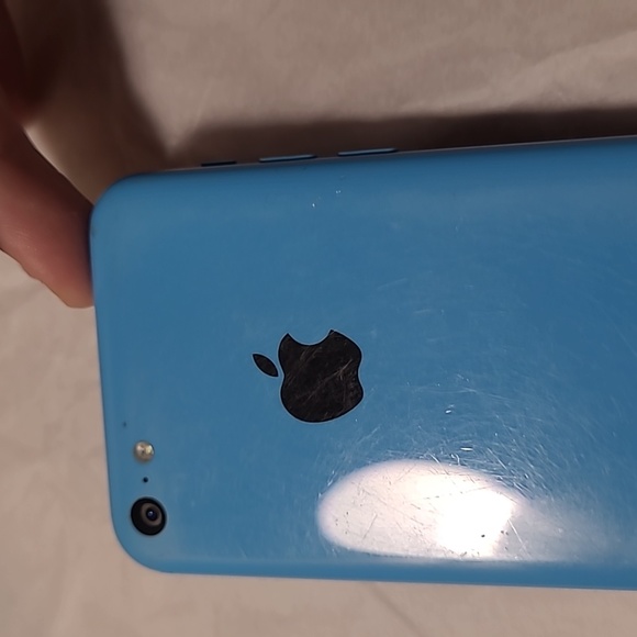 Apple iPhone 5c Model a1532 Blue - Picture 4 of 7